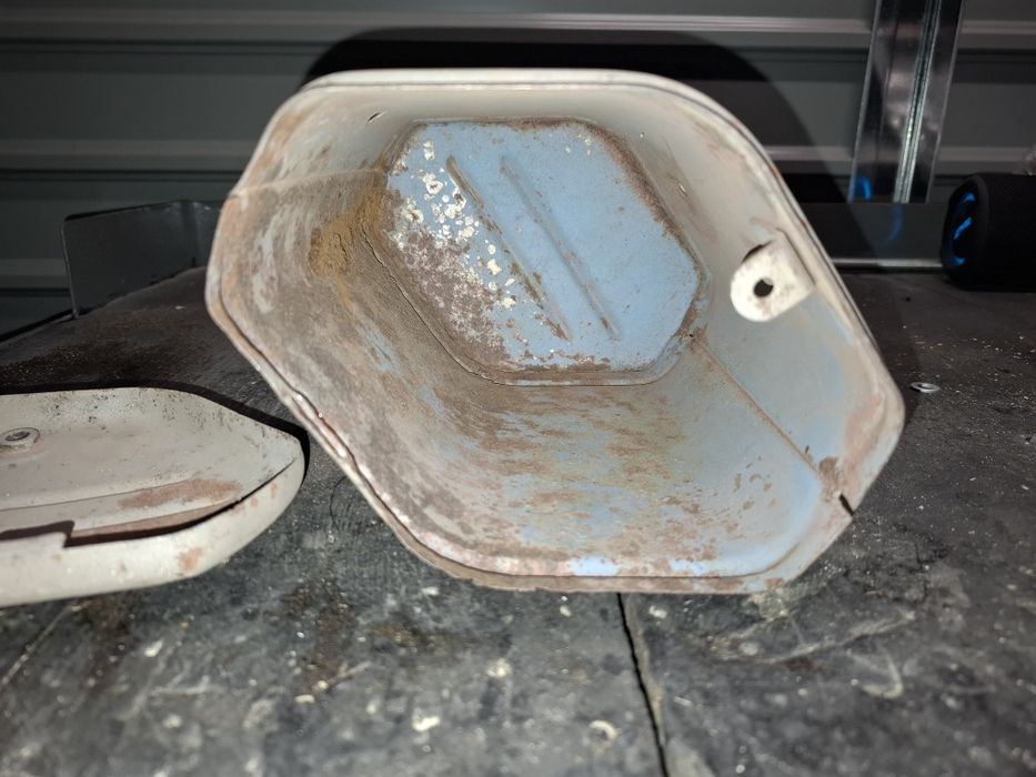 Puszka narzędziowa jawa mustang (narzędziówka)