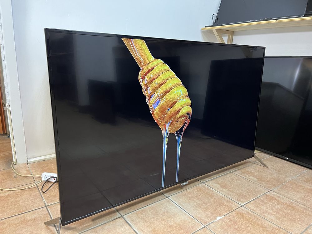 Телевізор філіпс 65 діагональ ,4k smart
