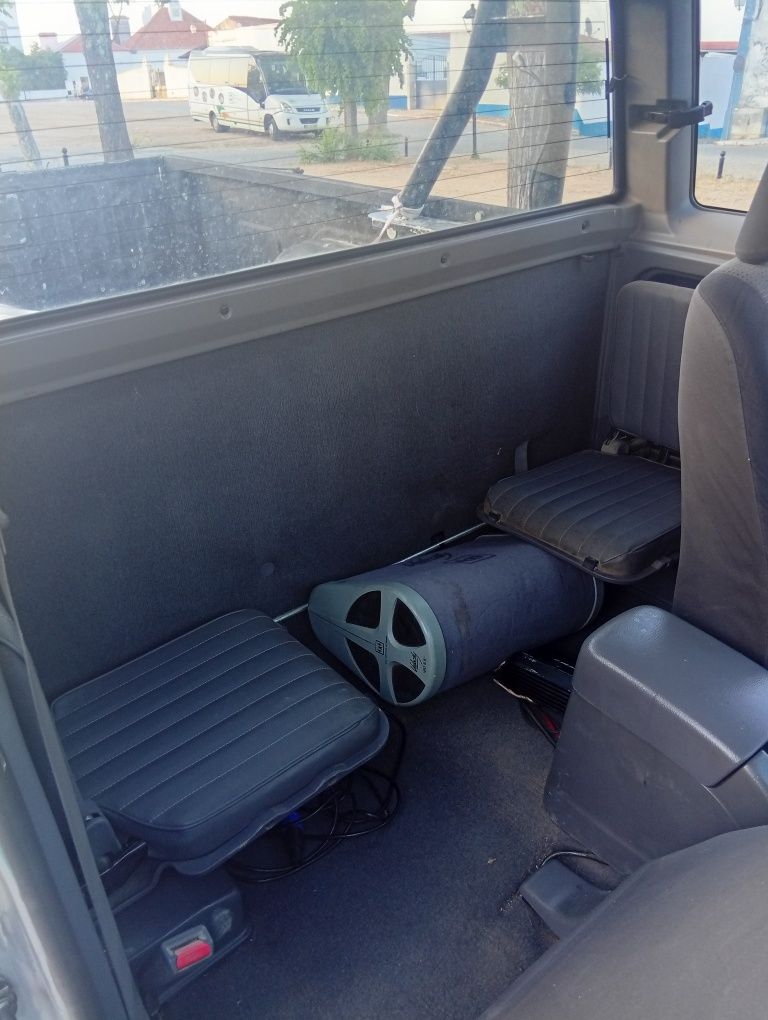 Nissan Navara Pickup 2.5 4x4