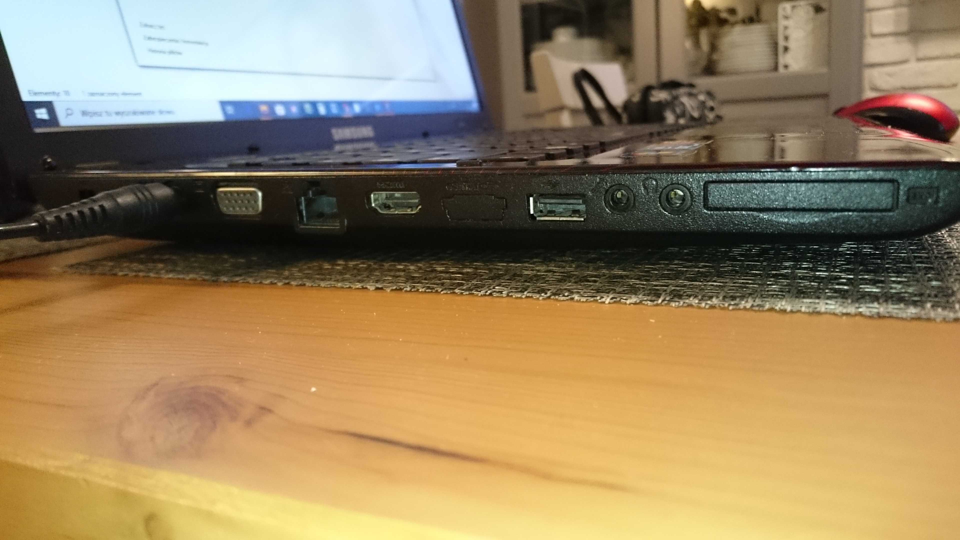 SPRAWNY Laptop samsung r780 bordowy + torba gratis