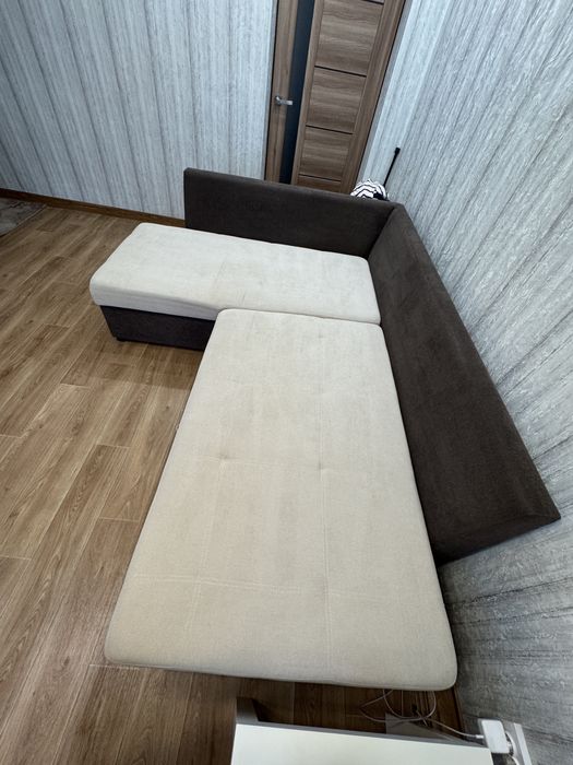 Диван кутовий великий