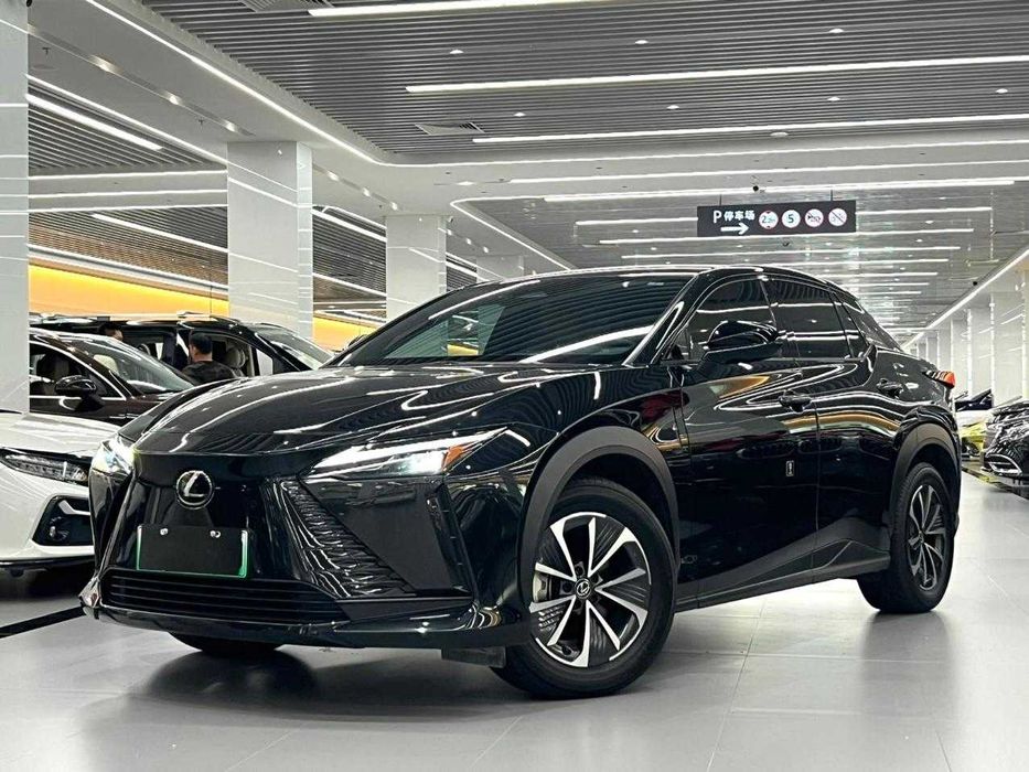 Lexus RZ 450e 2023 року