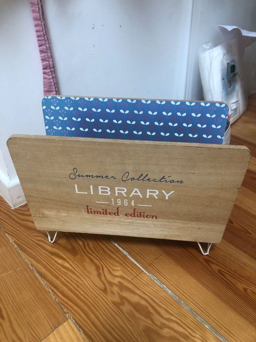 Maison du Monde Magazine holder