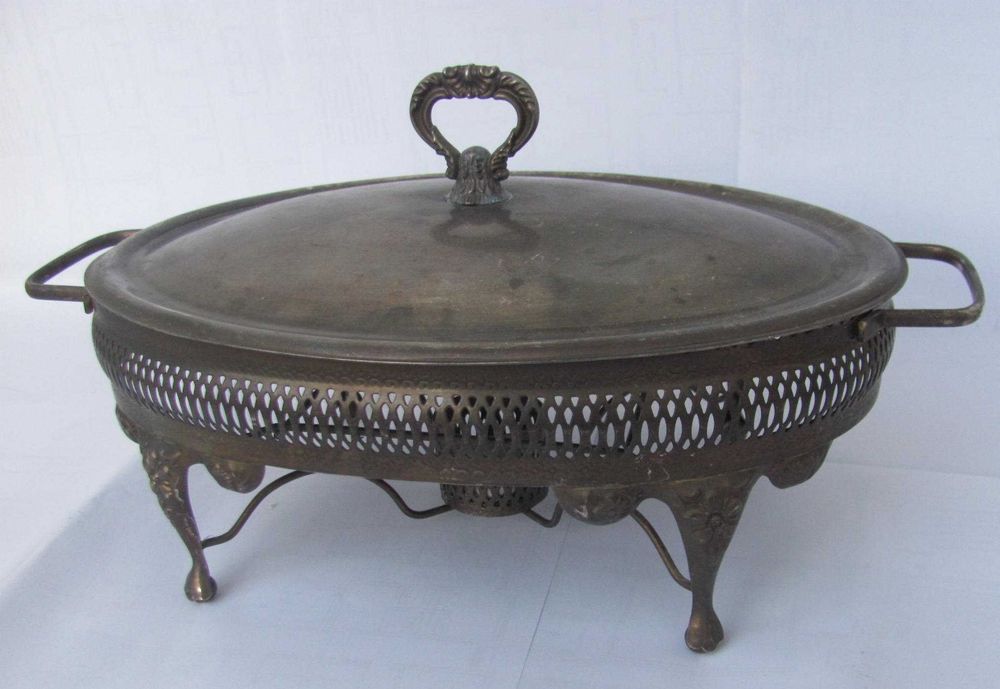 Posrebrzany zestaw naczynia z podgrzewaczem, niekompletny.