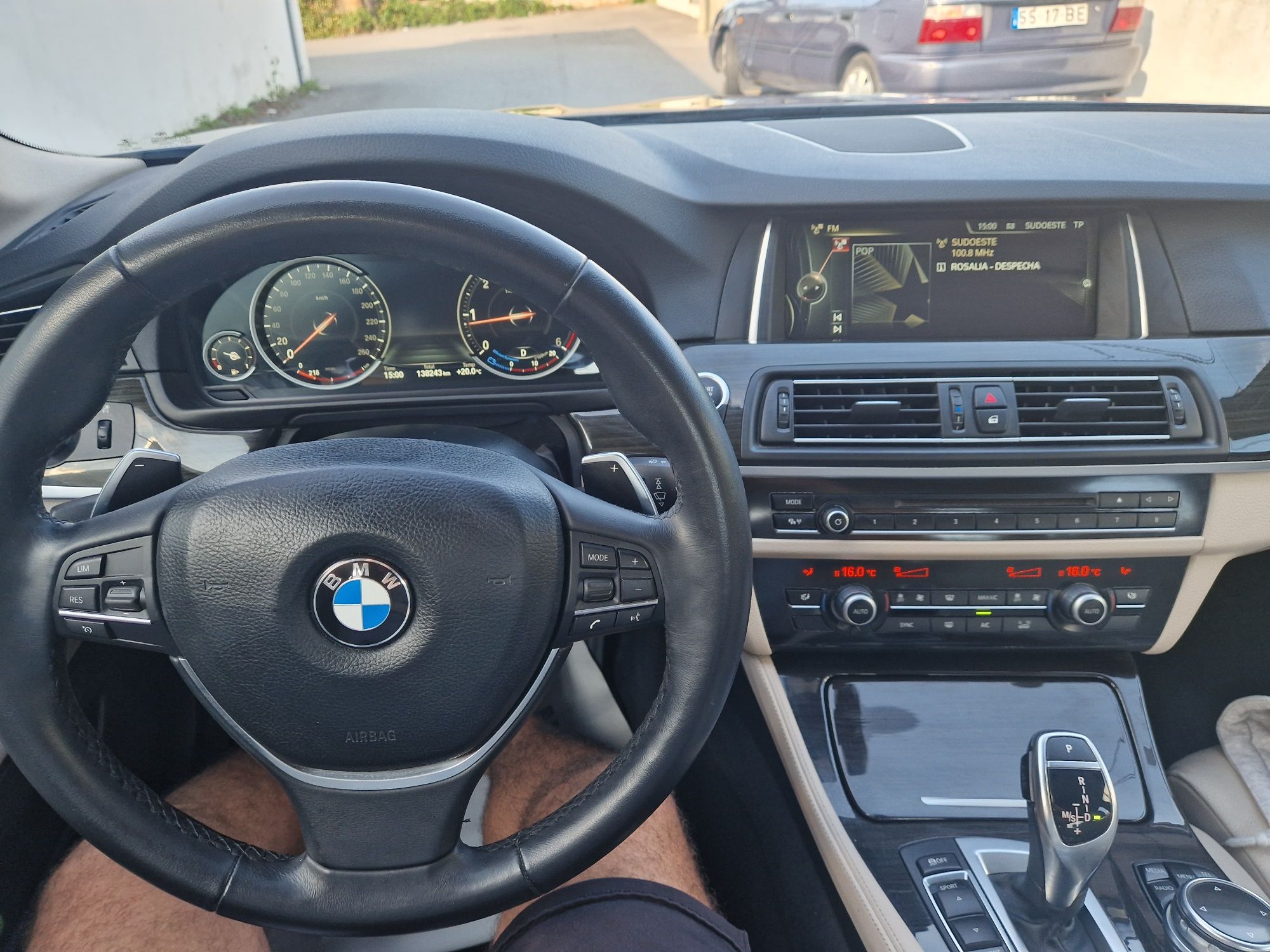 BMW 525D luxury edition