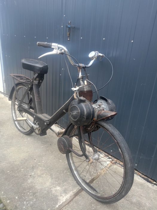 Stary rower z silnikiem PRL solex