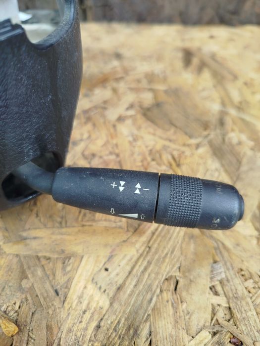 Підрульовий перемикач управління магнітолою 96391088ZL Peugeot 607