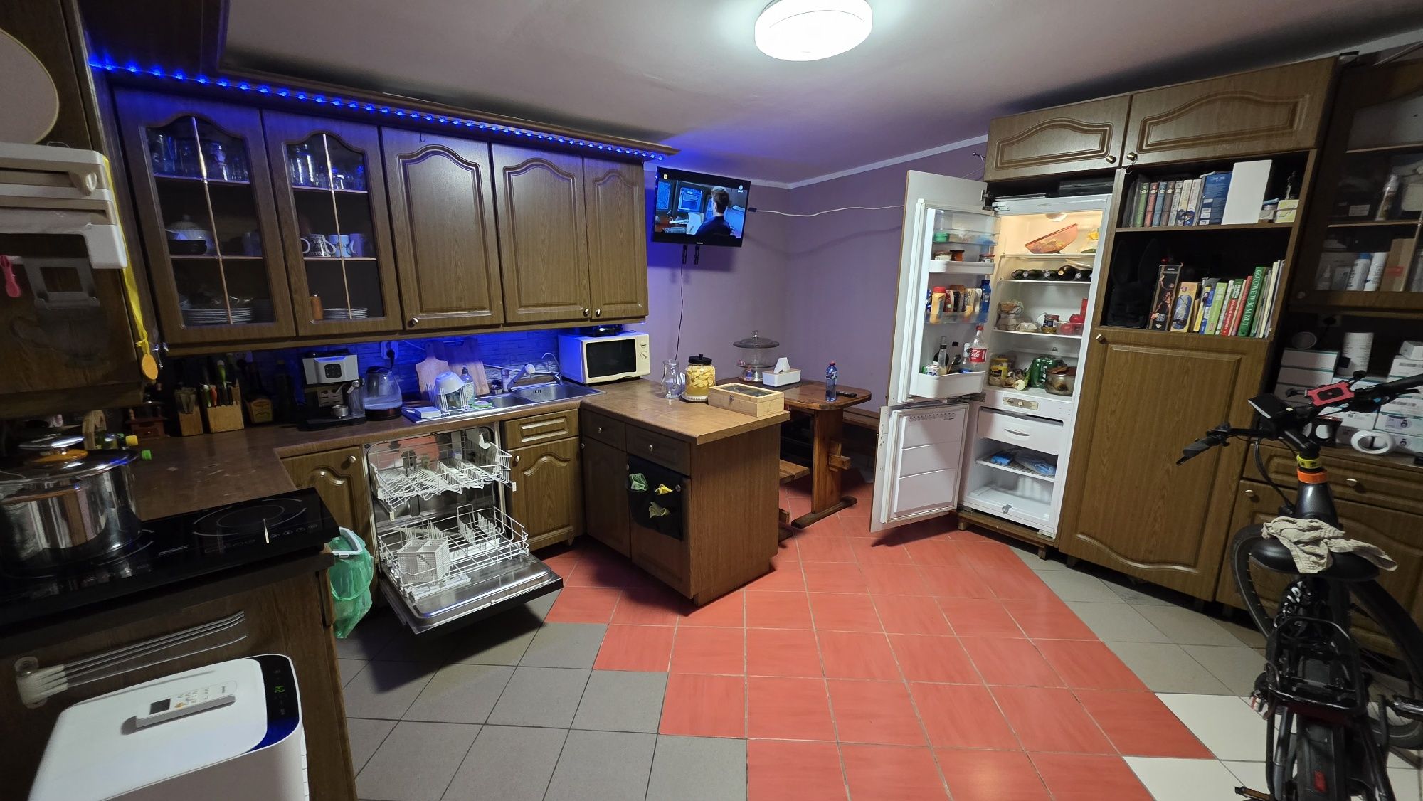 Zadbana działka ROD Webera Domek 35m² + mini kiwi + ogrzewanie