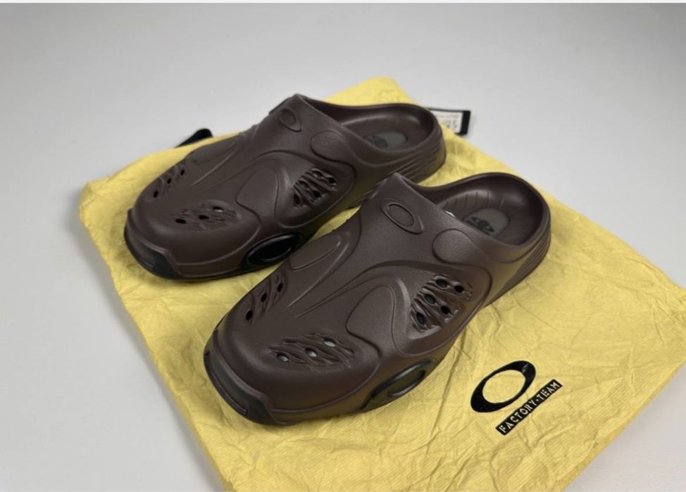 Oakley тапки оригінал