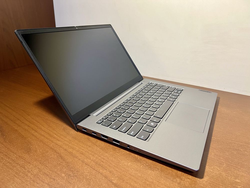 Lenovo ThinkBook 14 Core I5/16Gb/256Gb/Intel IrisXe/Aluminium