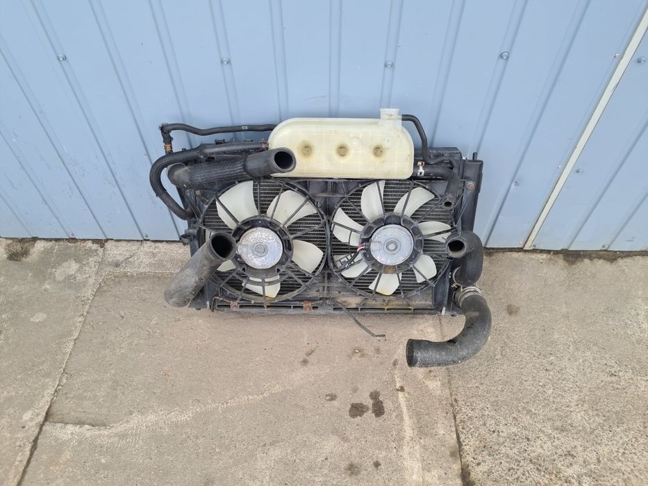 Chlodnice Wentylator Toyota Corolla Verso 2.2 D4D