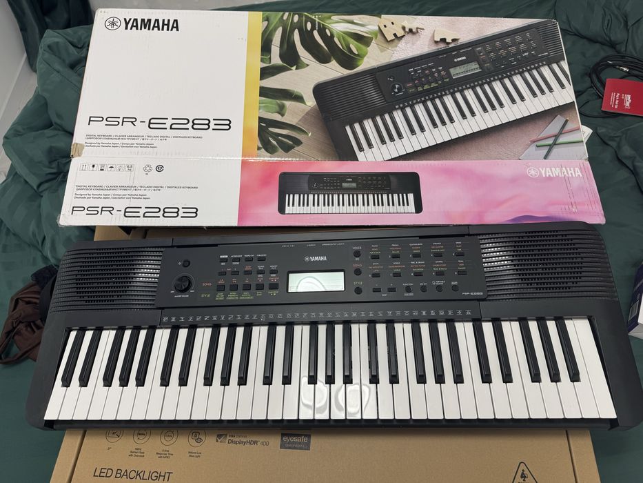 Синтезатор YAMAHA PSR-E283