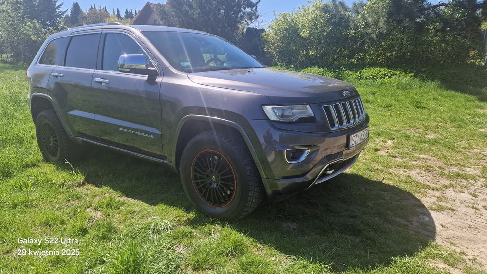 Jeep Grand Cherokee WK2 5.7 V8 HEMI – 2014 r. – 360 KM – 4x4

Na sprze