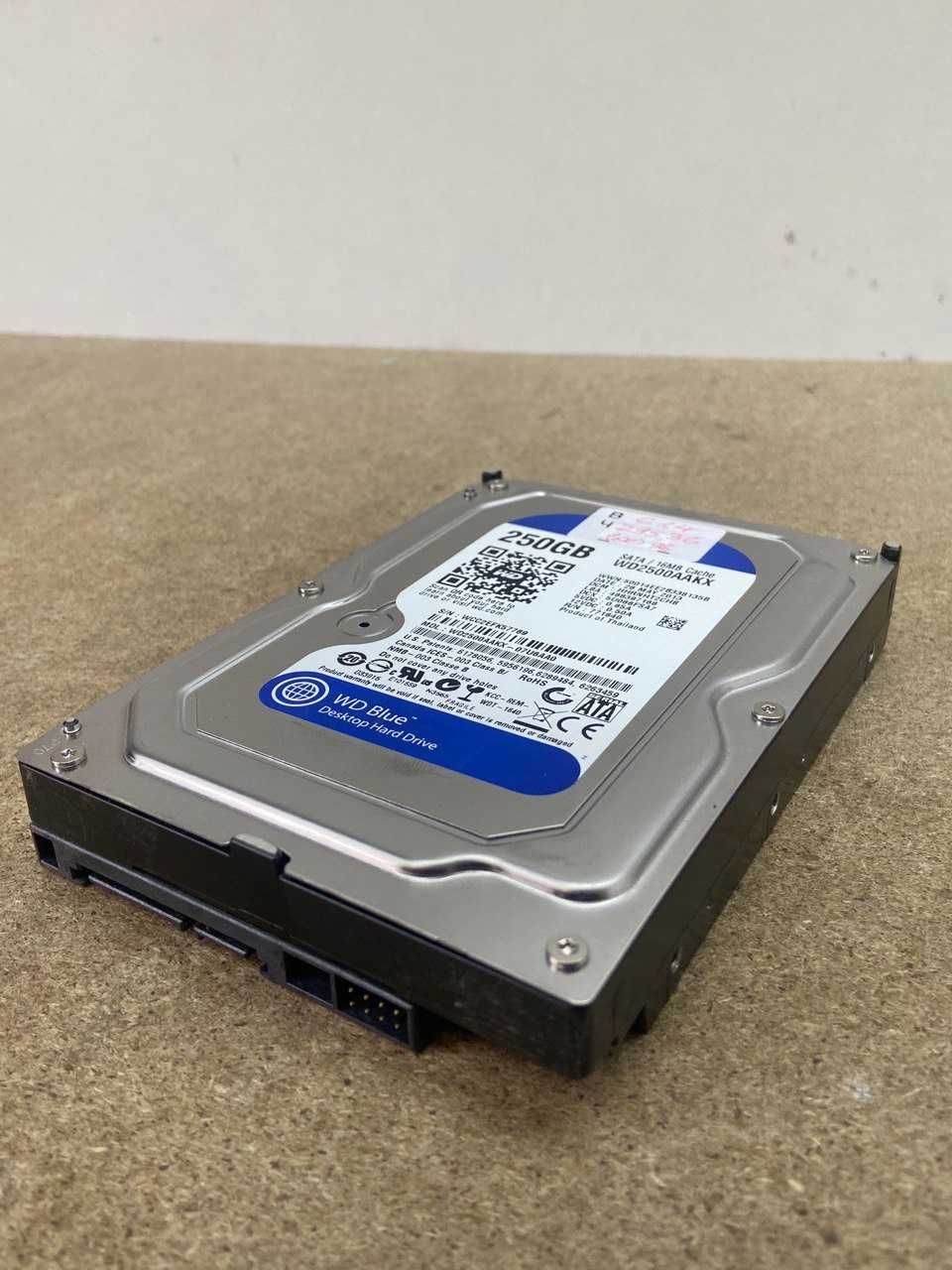 Жорсткий диск 250GB Western Digital WD Blue 7200rpm SATAIII WD2500AAKX