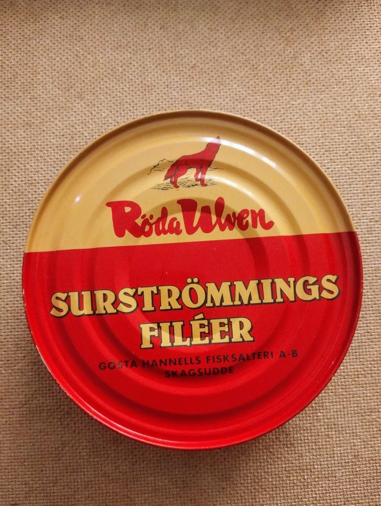 Surströmming, Сюрстремінг, Сюрстреминг