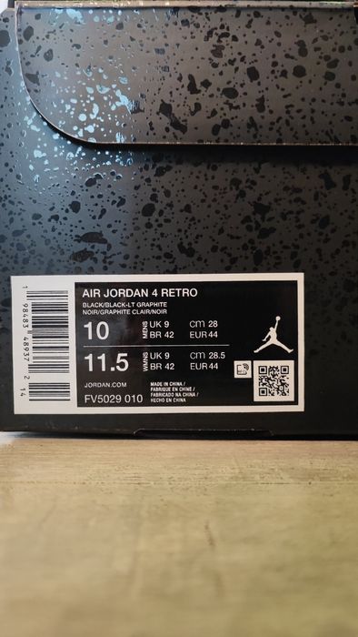 Jordan 4 Black Cat 2025 / rozmiar 44 oraz 44.5