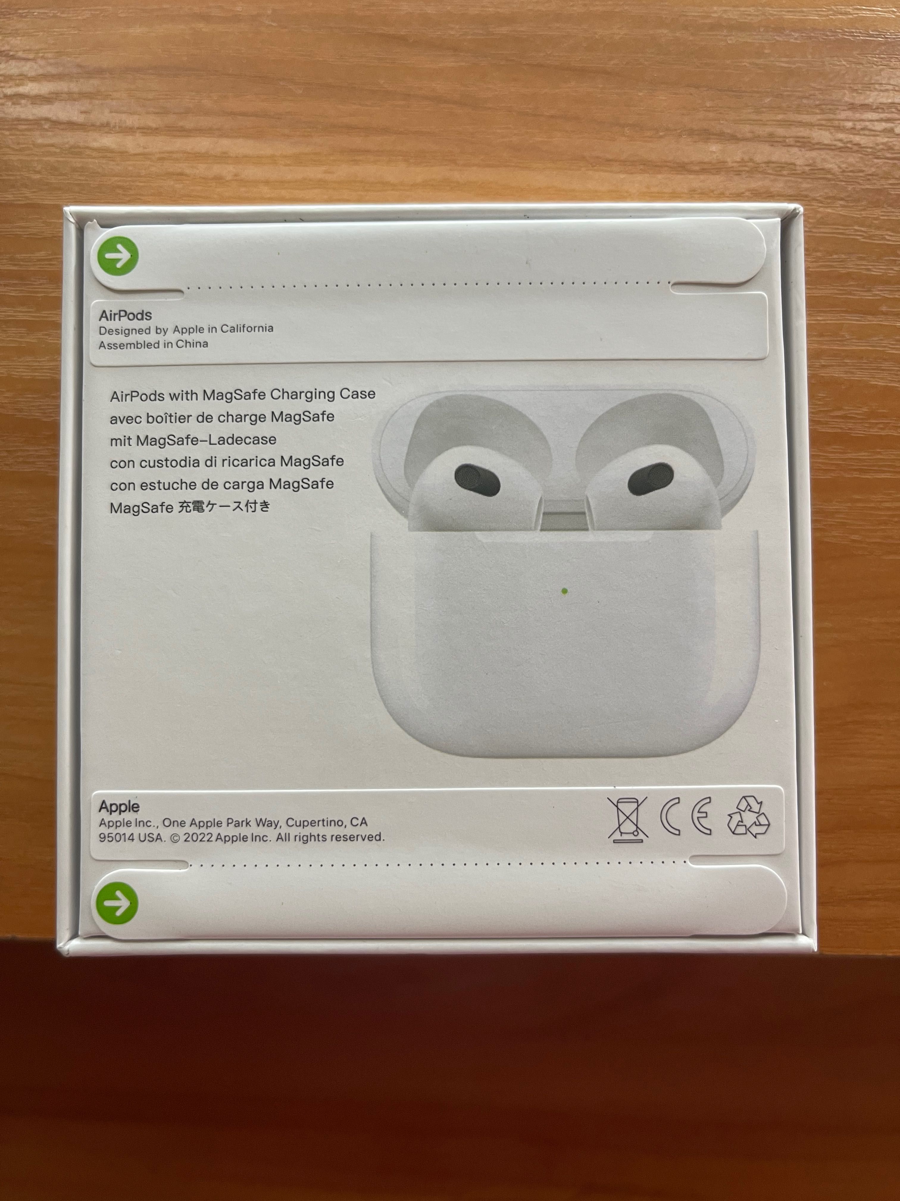 Słuchawki APPLE AirPods III