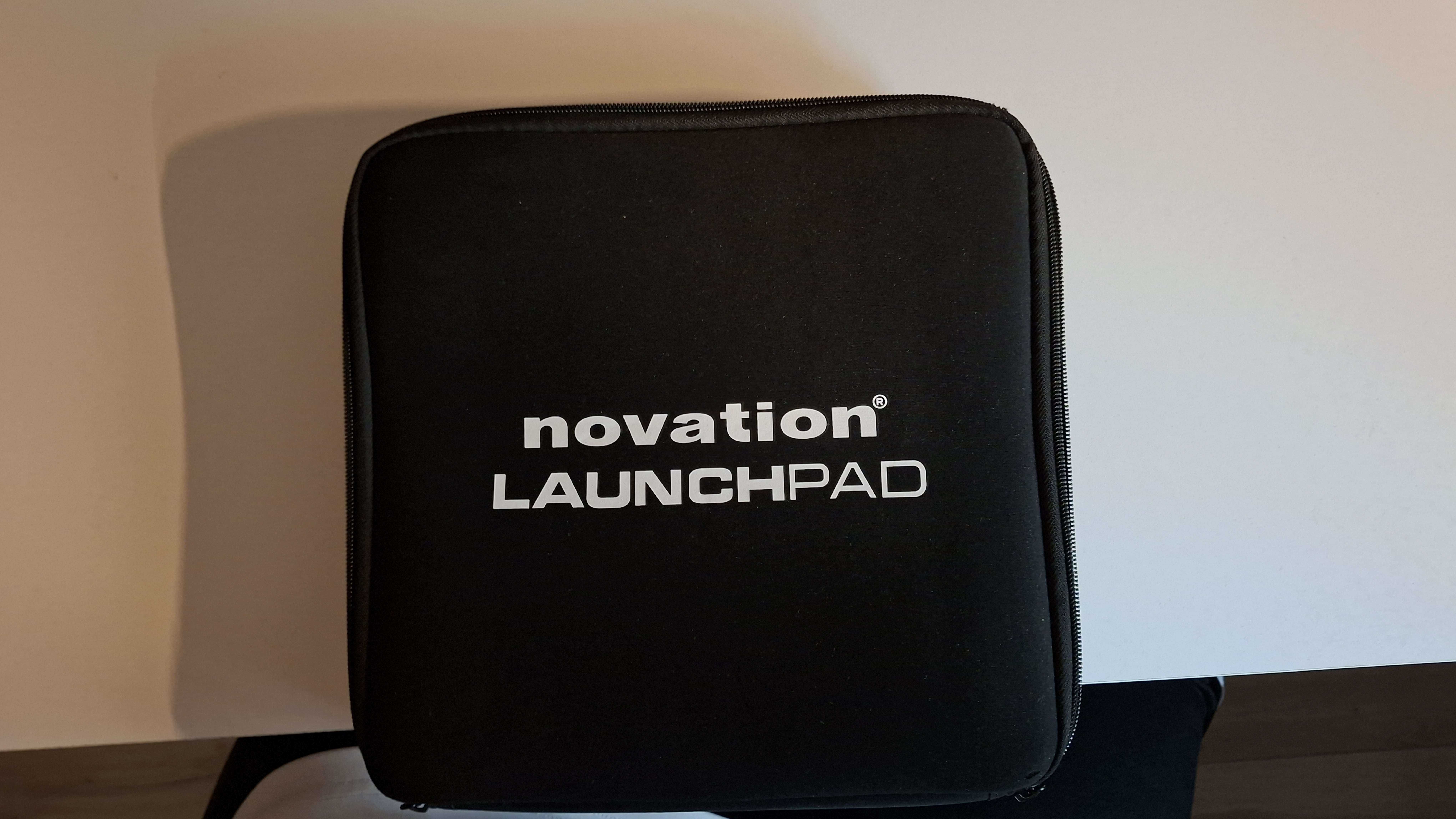 Novation Launchpad MK2 MIDI + Pokrowiec + Kable