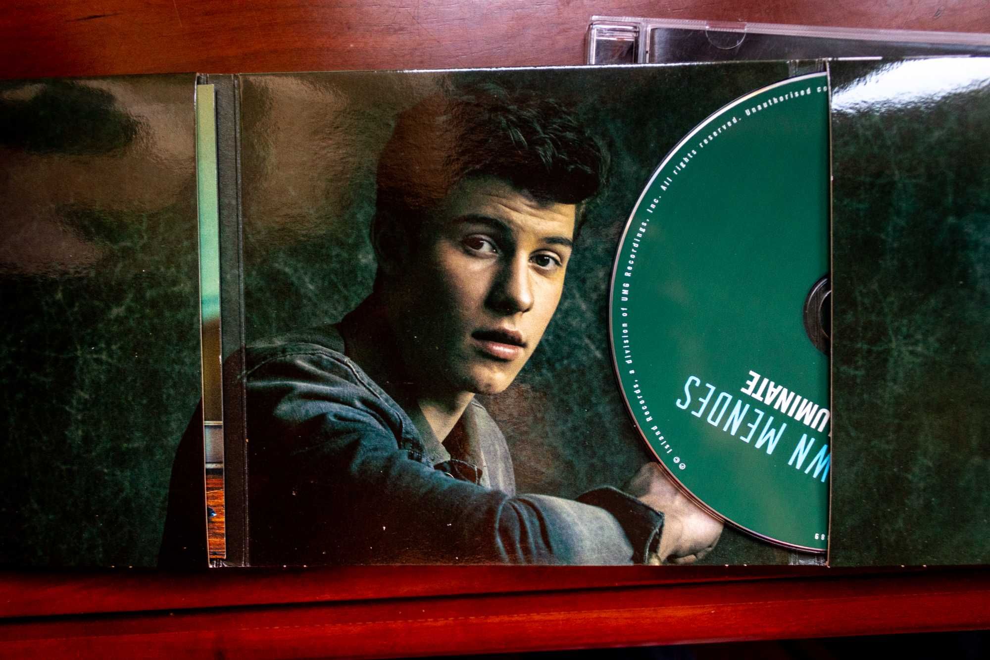 CD`s Shawn Mendes, ORIGINAIS , Handwritten e Iluminate