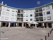 Loja Comercial na Urbanização Vila Rosa, em Alhos Vedros