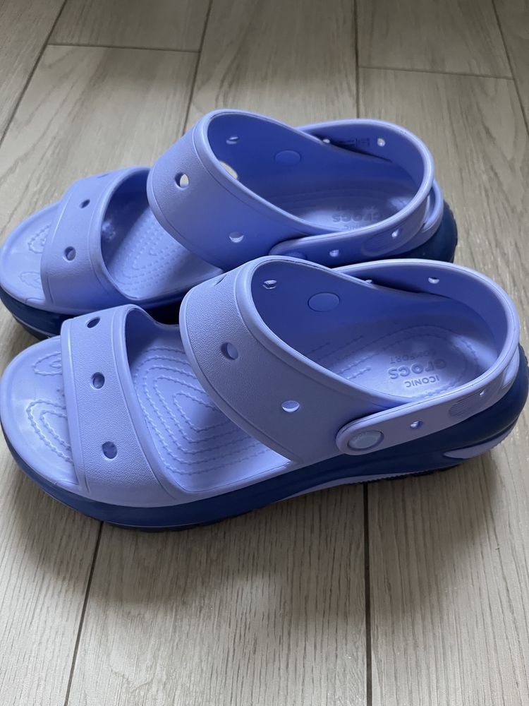 Сандалі Crocs Mega Crush M7 W9 , 40 р.