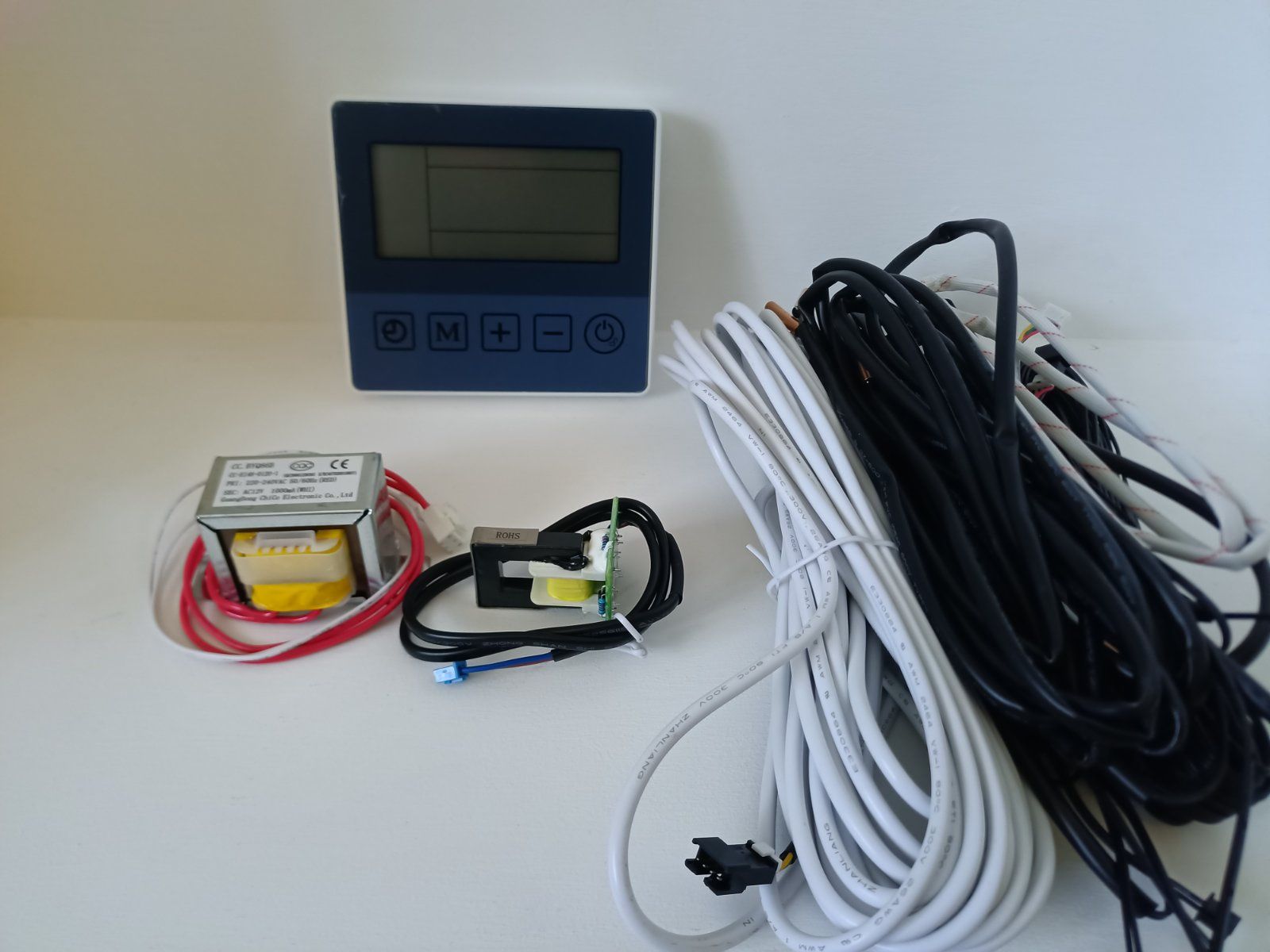 Многофункциональный контроллер теплового насоса CC 628 A з WiFi