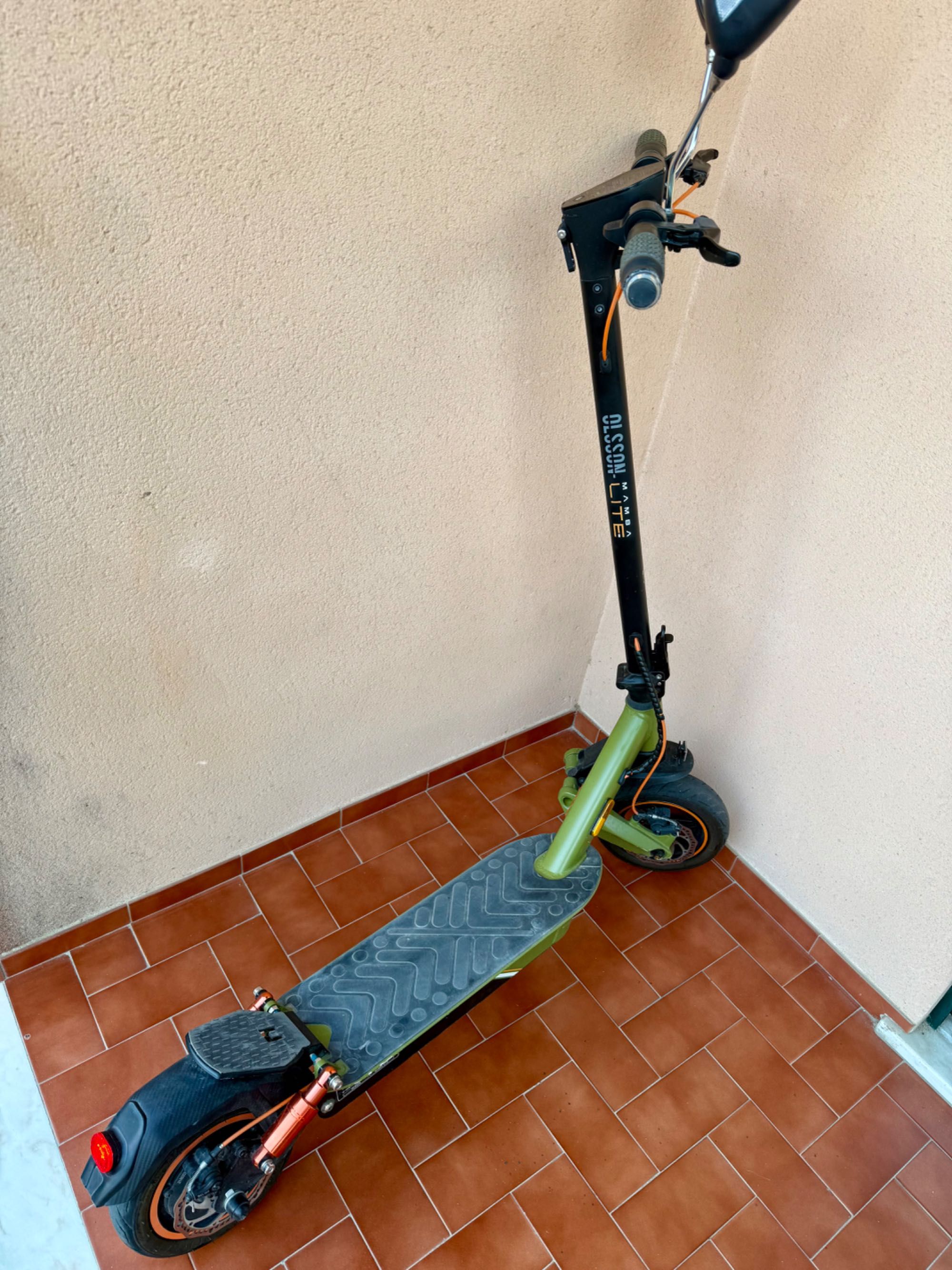 Trotinete ollson mamba elite