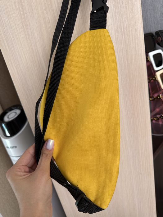 Бананка нова 150 грн