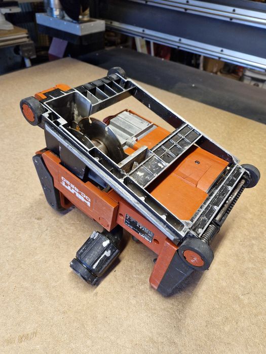 Sprzedam bruzdownicę Hilti DC SE20 – używana, w dobrym stanie