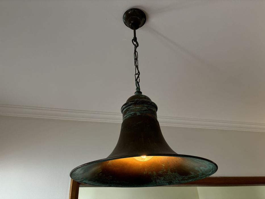 Conjunto de candeeiros vintage em cobre envelhecido (teto + parede)