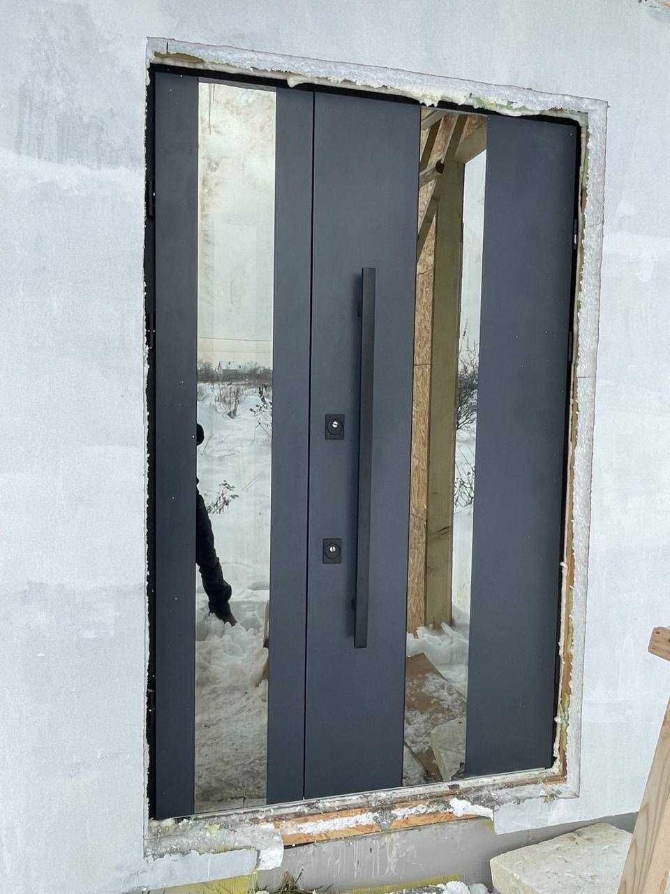 Двери входный для дома