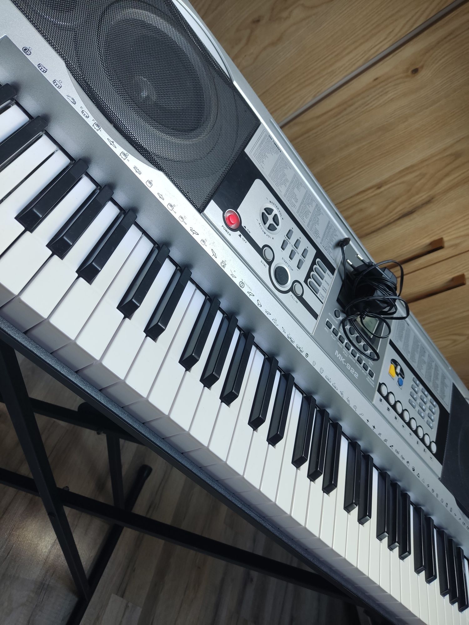 Keyboard/Syntezator MK-922