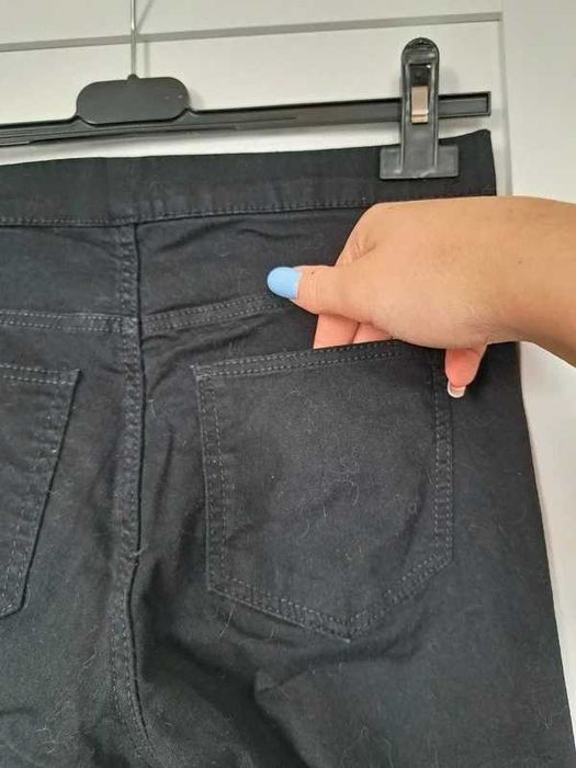 czarne rurki H&M - uniwersalny styl, rozm. 34