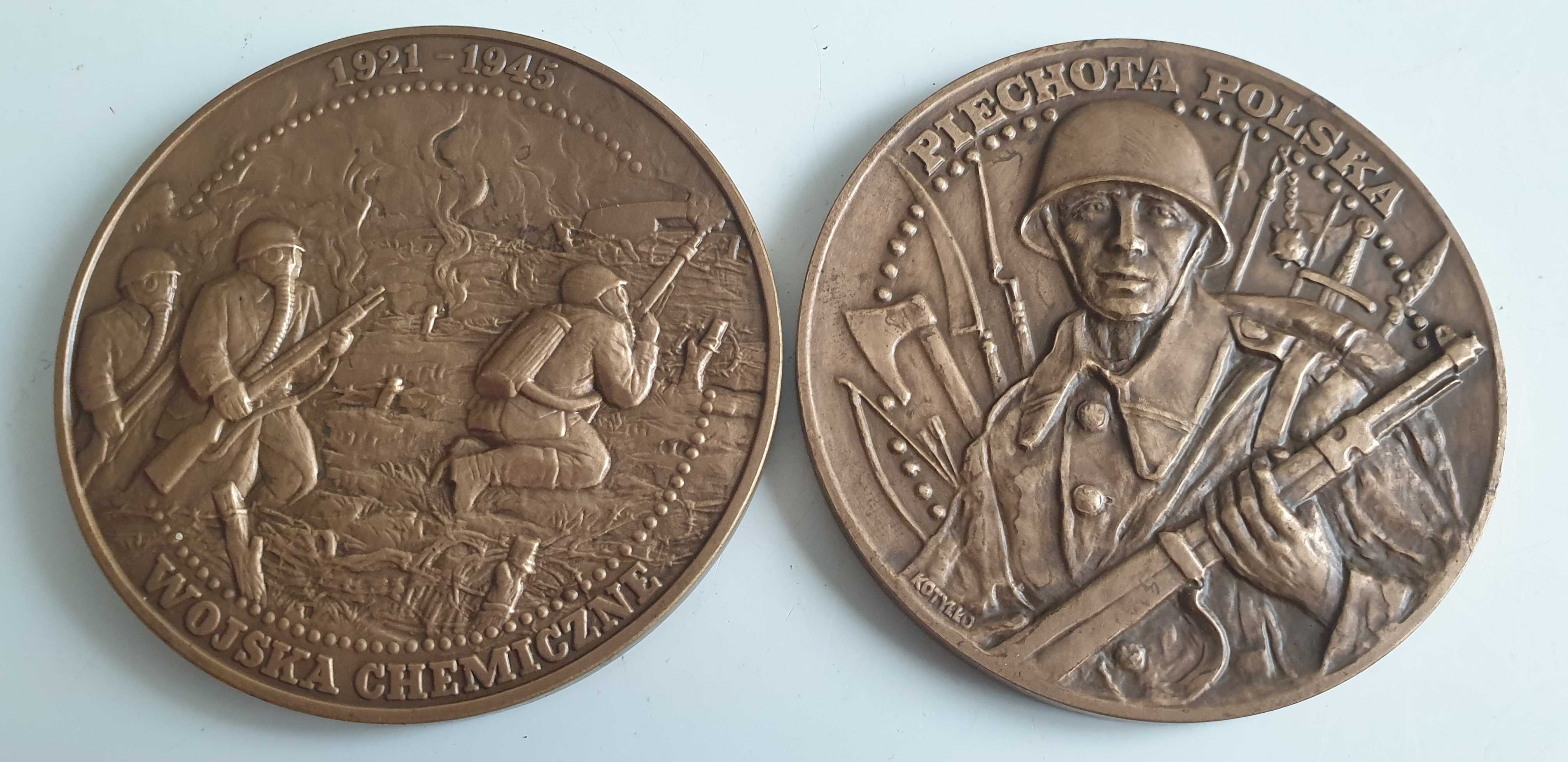 Starocie z Gdyni - Militaria - zestaw 2 medale
