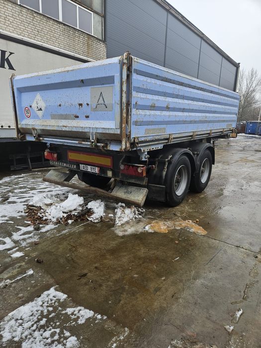 Przyczepa Schwarzmuller