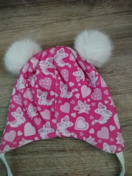 Czapeczka dziecięca dla dziewczynki