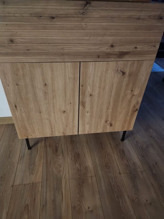 Komoda sesley dab wotan