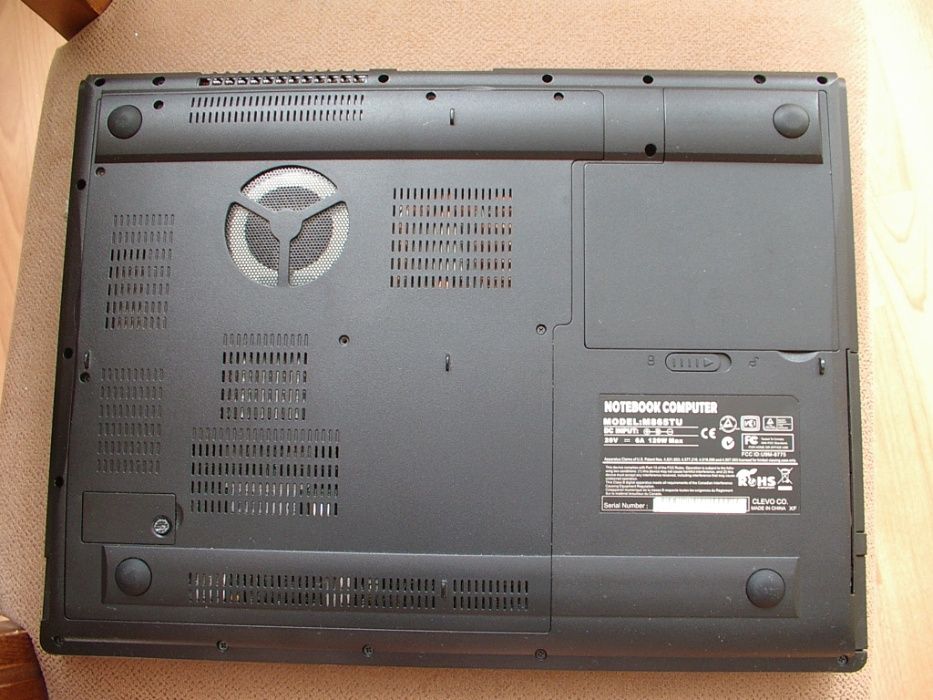 Laptop Zepto M865TUU