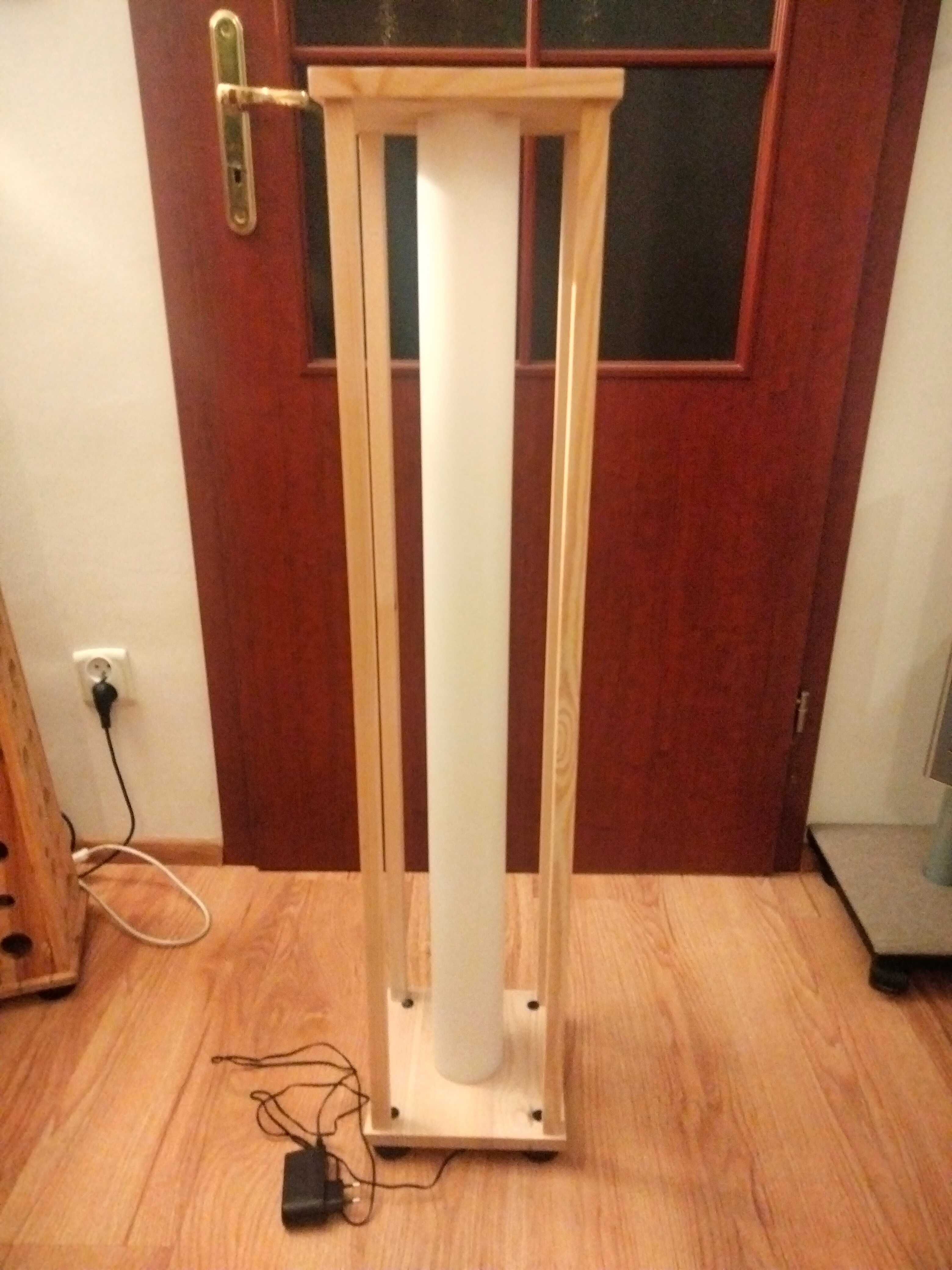 Lampa. Zapraszam