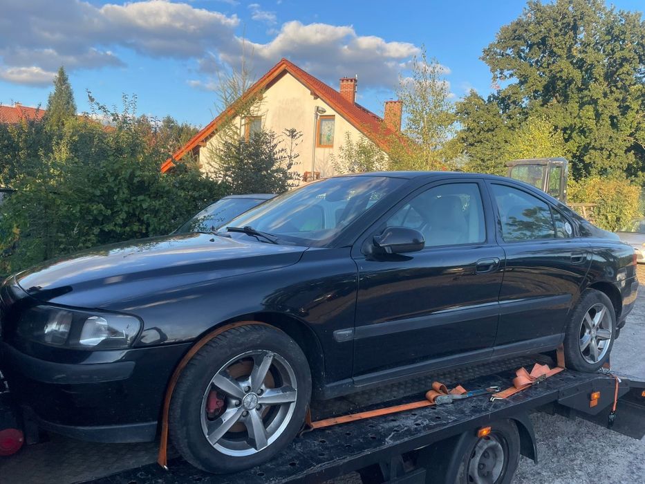 Volvo S60 2.4 benzyna 2002 rok części / czesci
