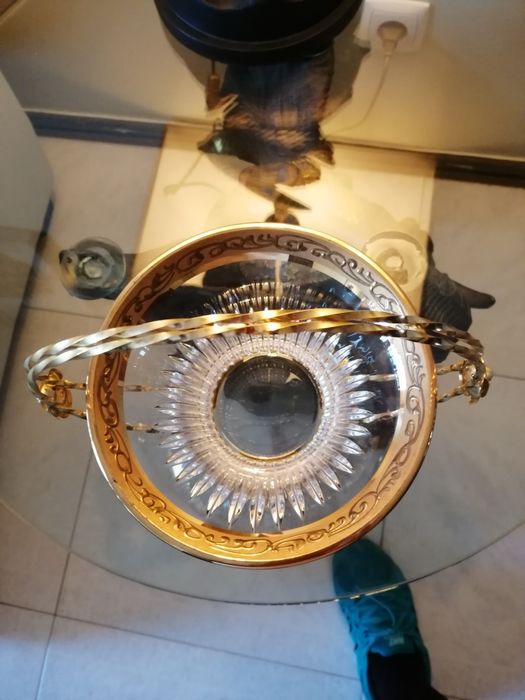 Lindíssima cesta em cristal lapidado