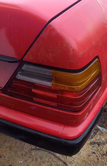 Vendo Mercedes 200D w124 às peças