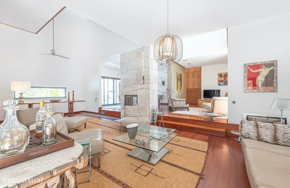 Moradia T5 para venda