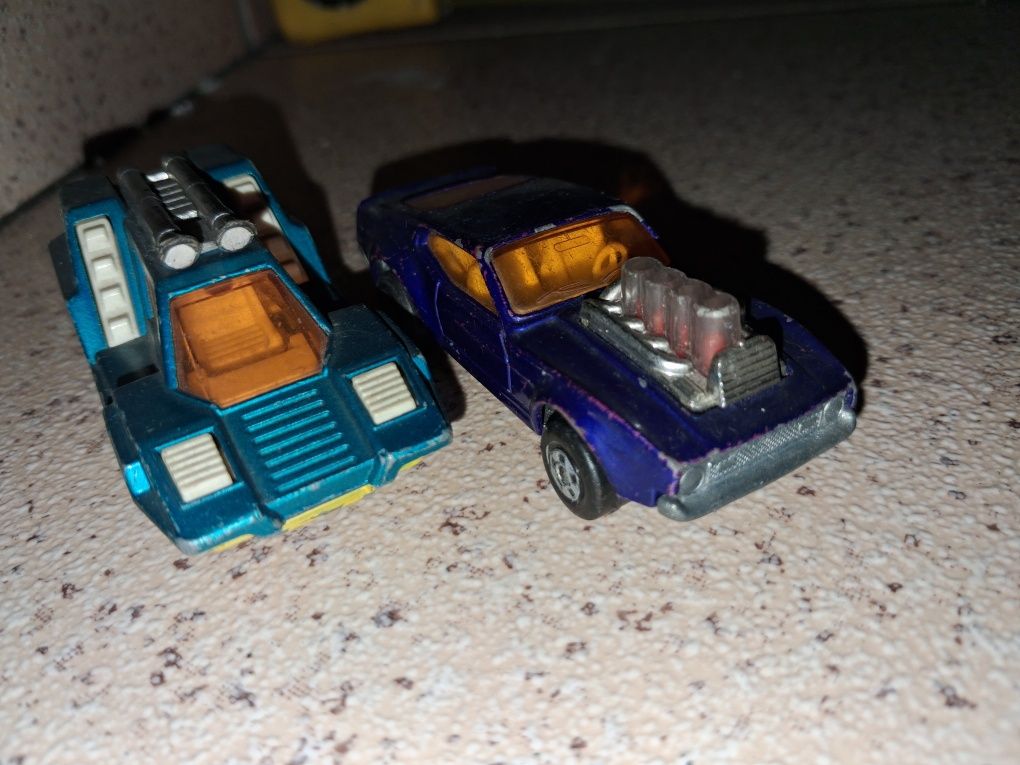 2 miniaturas Matchbox