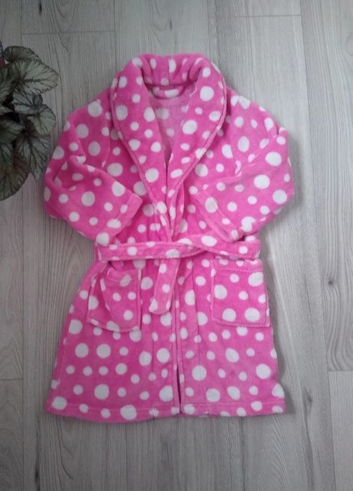 Śliczny mięciutki pluszowy szlafrok dla dziewczynki 5-6 lat