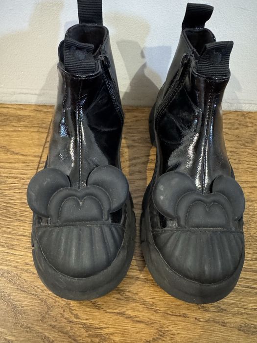 Продам тидячі ботінки