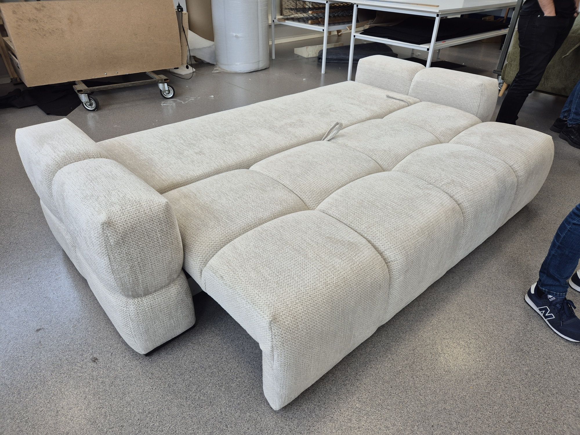 Sofa Taremi z funkcją spania – Outlet, dostawa gratis!