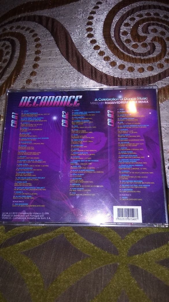 3CD•Decadance-A Celebration Of Dance Music (2010)