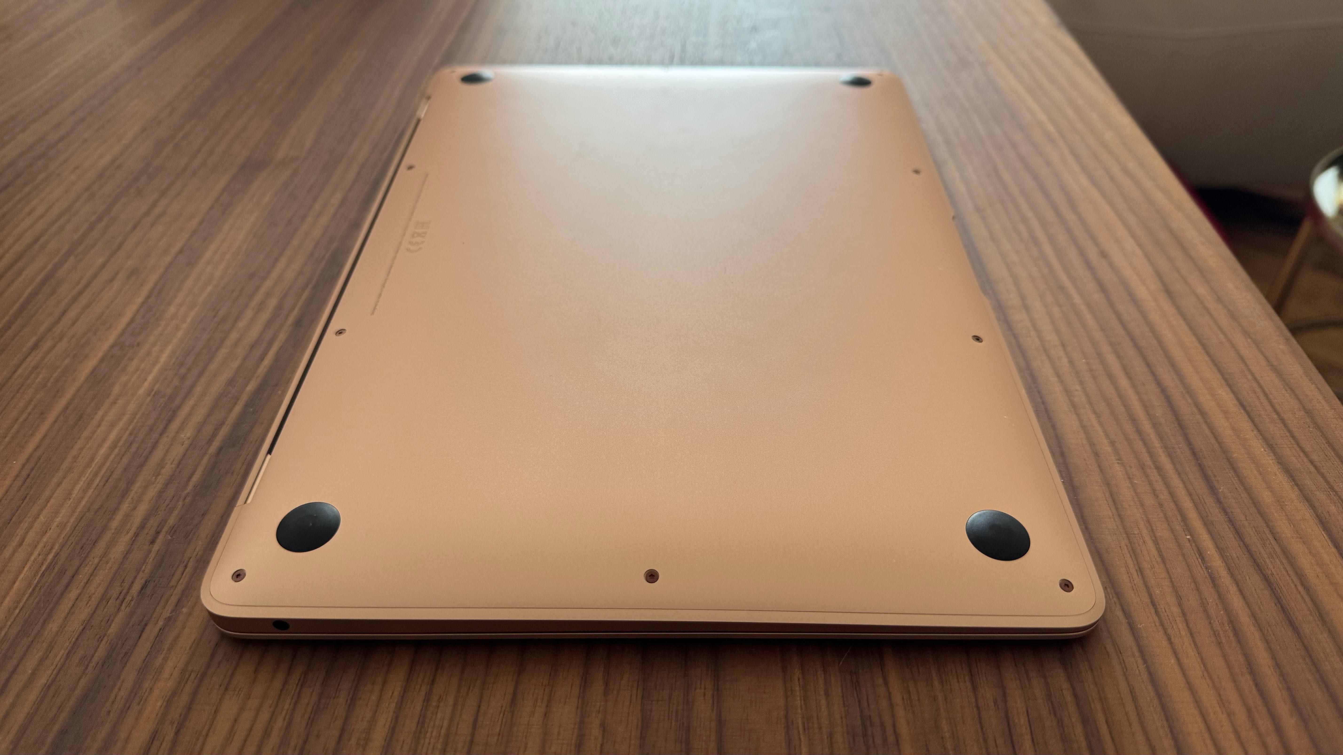 Macbook Air M1 2020, 16Gb RAM, 256Gb SSD