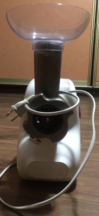 Электромясорубка Мулинекс